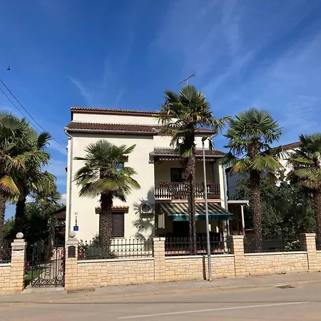 Appartement Ap 2- Nur 500 Meter Zum Zentrum By Interhome Funtana